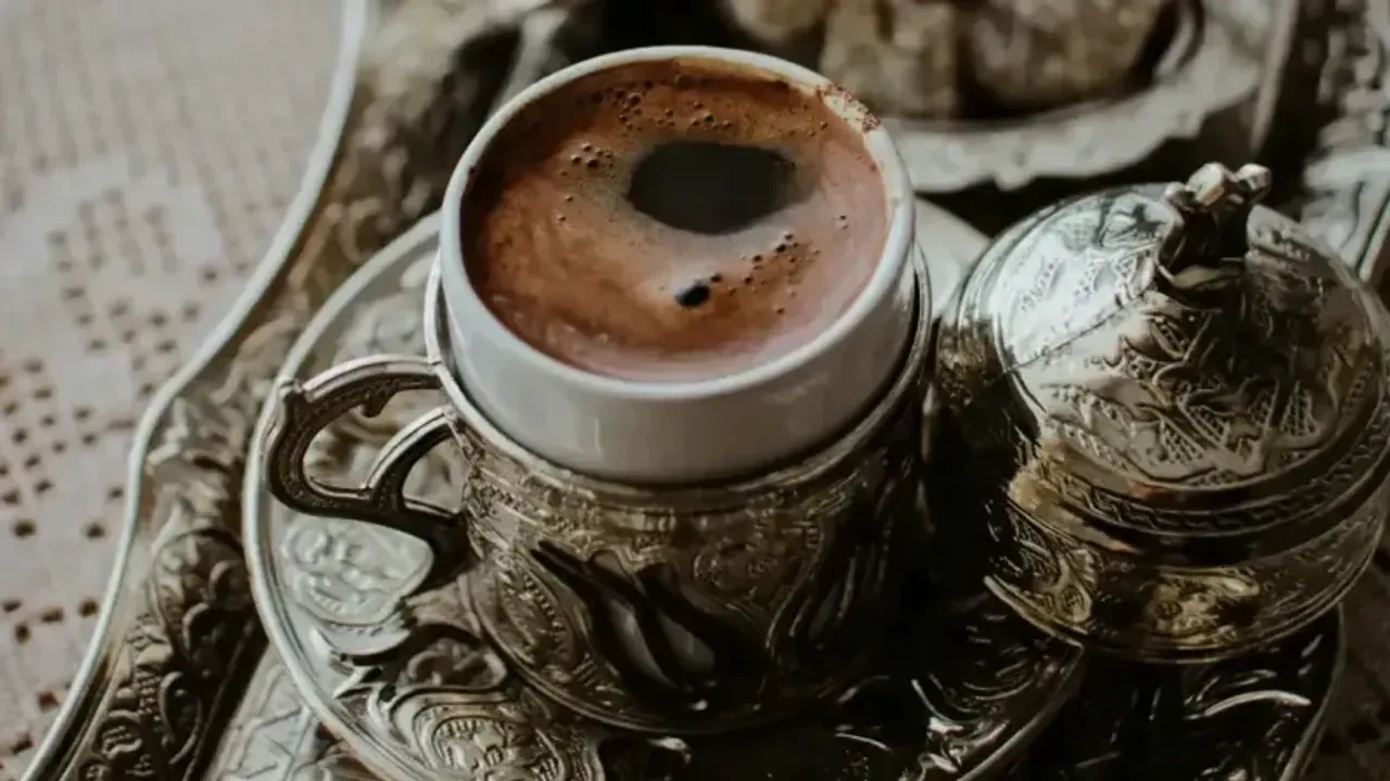 Kahve falında terazi görmek