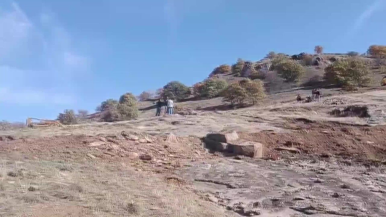 Karakaya Köyü’nde Taş Ocağı Çalışmaları Jandarma Eşliğinde Başladı
