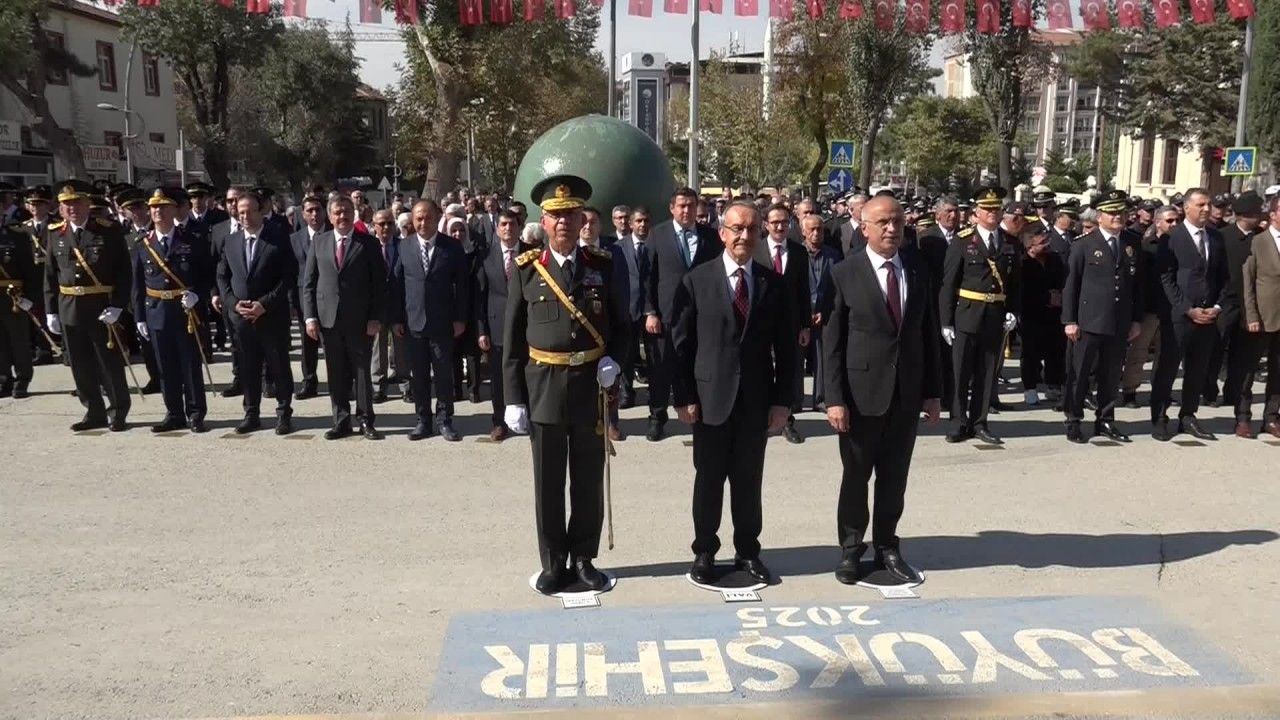 Malatya Valisi Yavuz: “Cumhuriyet, milletimizin özgürlük ve çağdaşlaşma idealinin simgesidir”