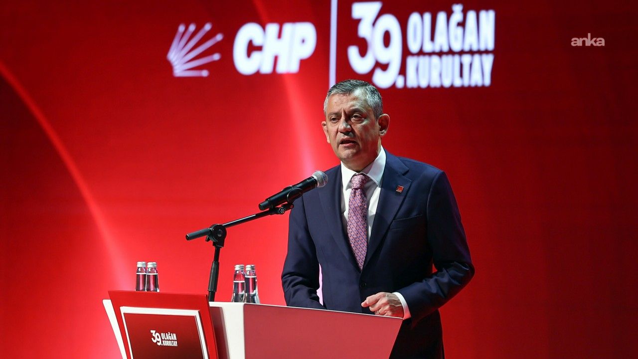 CHP Kurultayı'nda Özgür Özel'in Anahtar Listesi Açıklandı: 49 İsim Korundu, 31 Yeni İsim Eklendi