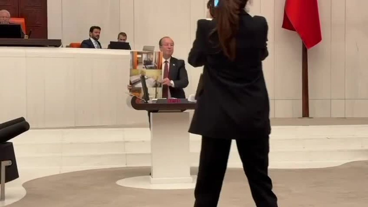 Emekliler Ulus’ta 200 Liralık Otellerde, Meclis’te İsraf Tartışması