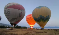 Salda Gölü'nde Yeni Macera: Sıcak Hava Balonu Uçuşları Başladı