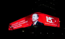 Cumhurbaşkanı Erdoğan'ın mesajı dijital gösterimde