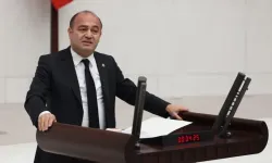 Özgür Karabat: "Her emekliyi taban ücrette buluşturacaklar" 