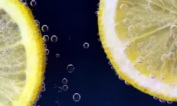 1 bardak limonlu su içmekle gelen 10 şifa! Uzmanlar bakın neden öneriyor