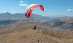 Doğanşehir'de yamaç paraşütü etkinliği yapıldı