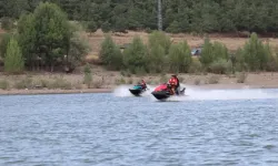 Erzurum'da Teke Deresi Göleti'nde jet ski heyecanı 