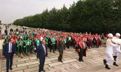 Yargıtay üyeleri adli yılın açılışı dolayısıyla Anıtkabir'i ziyaret etti