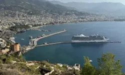 240 metre uzunluğunda: 1209 turistle geldi