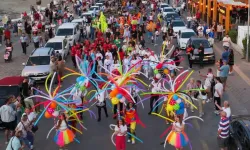 3. Kuşadası Sokak Festivali coşkuyla kutlandı 