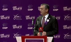 Özgür Özel: "Korkmadığımızı ve sinmediğimizi hem kayyumlara  karşı mücadelemizle göstereceğiz"