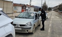 Malatya’da okul ve yurt çevrelerinde güvenlik uygulaması gerçekleştirildi, bin 300’ü aşkın sorgulama yapıldı