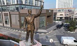 Atatürk heykeli, Manisa Kurtuluş Müzesi’nden halkı selamlayacak