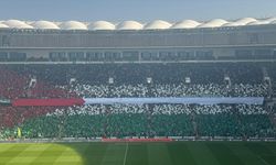 Bursaspor tribünlerinden "İsrail futboldan men edilsin" çağrısı