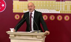 CHP'li Öztunç: "Depremzededen bitmeyen konutların aidatını alıyorlar"