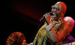 Cazın usta isimlerinden Dee Dee Bridgewater, CSO Ada ve AKM'de konser verecek