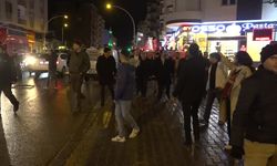 Malatya'da gençler sokağa çıktı: İmamoğlu'na destek sloganları yükseldi