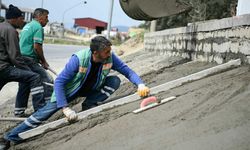 Kuşadası Belediye Başkanı Günel, Yaylaköy esnafının talebini yerine getirdi