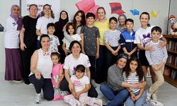 Farklı illerden anneler depremde öksüz kalan çocukları sevindirmek için Hatay'da buluştu