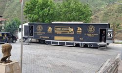 "Gezen Sinema Tırı" Keban'da çocuklarla buluştu