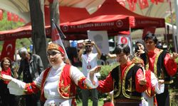 Çankaya Belediyesi Aşık Veysel Engelsiz Yaşam Merkezi kursiyerleri, gösterileri ile beğeni topladı