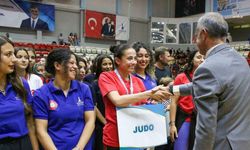 Celal Atik Spor Salonu’nda gençlik buluşması