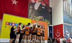 Festival Voleybol'da ilk ödüller verildi 