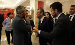 Özgür Özel, Pedro Sanchez ile görüştü