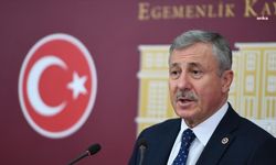 Selçuk Özdağ, deprem anında GSM kesintilerine ilişkin Meclis'e kanun teklifi sundu