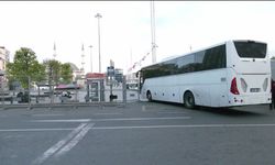 Taksim Meydanı yaya geçişine kapatıldı