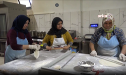 Battalgazi Kadın Kooperatifi, bayram siparişlerini yetiştirmek için geceli gündüzlü çalışıyor