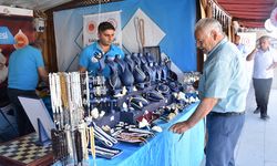 Van’da "İşyurtları Ürün ve El Sanatları Fuarı" devam ediyor