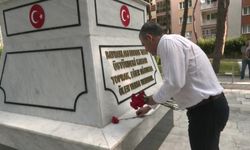 Cenazesinde protesto edilmişti: Şehit Enis Budak’ın babası Özgür Özel’i alnından öptü