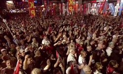 Özel: Darbeyi asker üniformasıyla değil savcı cübbesiyle yapmakta