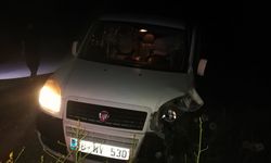 Malatya'da hafif ticari araçla otomobilin çarpıştığı kazada 8 kişi yaralandı