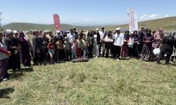 Sağlıklı hayvancılık için Ardahan yaylalarındaki kadınlara eğitim veriliyor
