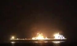 İsrail, Husilerin üç liman ve elektrik santralini bombaladı, Husiler ise İsrail’e çok sayıda füze fırlattı