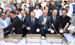 Vali Yavuz, Aşure Programında Birlik ve Dayanışma Çağrısı Yaptı