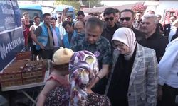 Bakan Yerlikaya Sındırgı'da: Devletimiz, milletimiz el ele vereceğiz, tekrar yaşama tutunacağız