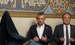 CHP Genel Başkanı Özel, Hacı Bektaş-ı Veli Türbesini  ziyaret etti