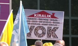 KESK'ten Kızılay'da alternatif TİS masası... Tülay Yıldırım: İnsanca yaşamaya yetecek ücret, güvenceli istihdam, güvenli gelecek istiyoruz