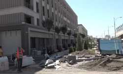 Malatya Halfetin Mahallesi sakinlerinden 38'ine konut yerine ofis çıktı… Hak sahibi depremzede: ''Ofisi ne yapalım? Malımızla rezil olduk, kendi malımızla rezil olduk'' 