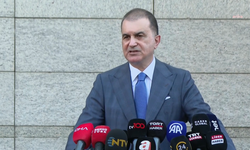 Ömer Çelik: Bu yapılar jiletle kazılacak