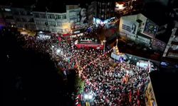 Özgür Özel: Yarın 12'yi bekle. Ak Toroslar çetesi çöküyor, AK Parti çöküyor