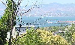 Şato’nun terasları İzmirliler için sosyal yaşam alanına dönüştü 