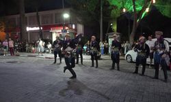 Soma'da 30 Ağustos Zafer Bayramı fener alayı ve konserle kutlandı