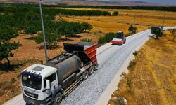 Malatya Büyükşehir, Akçadağ ve Darende’de Yollarını Yeniledi