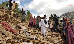 Afganistan'da deprem... 622 ölü, bin 555 yaralı