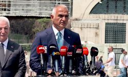 Kültür ve Turizm Bakanı Mehmet Nuri Ersoy, Ayasofya'daki güçlendirme çalışmalarını anlattı: “Yapay zekâ destekli güvenlik sistemi kuruldu, kubbe güçlendirme çalışmaları başlıyor” 