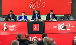 Özgür Özel, il başkanları toplantısına başkanlık etti